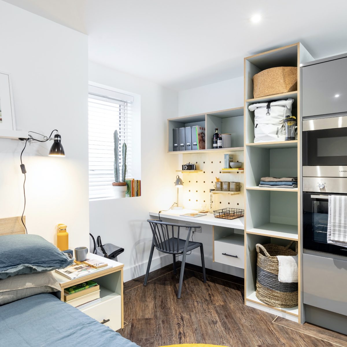 WN INTERIORS WINGFIELD HOUSE SINGLE CROP