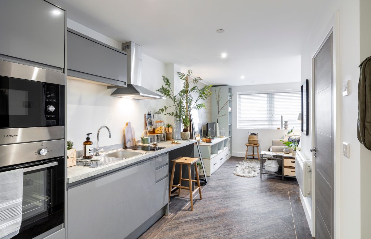 WN INTERIORS WINGFIELD HOUSE ROOM WIDE