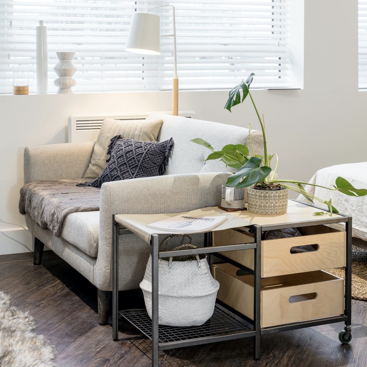 WN INTERIORS WINGFIELD HOUSE SOFA CROP