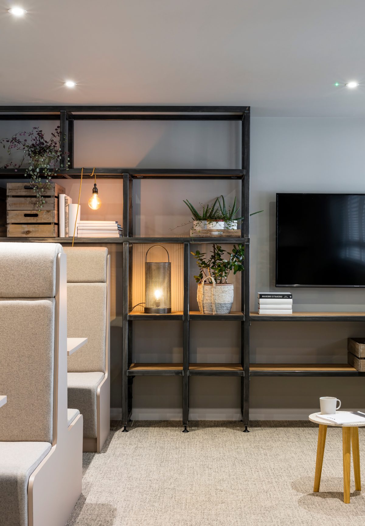 WN INTERIORS WINGFIELD HOUSE TV